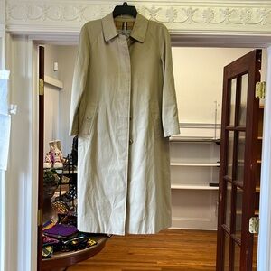 Burberry jacket size small